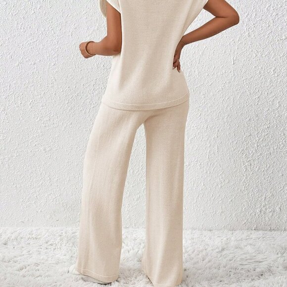 Apricot Casual Women's Loose-Fit Color Block Knitwear Set With Drawstring Hem - Picture 2 of 7